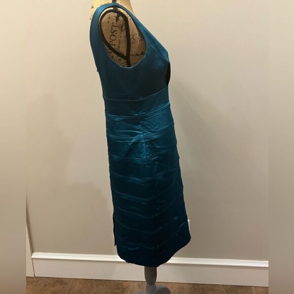 Calvin Klein blue satiny dress - Picture 5 of 14